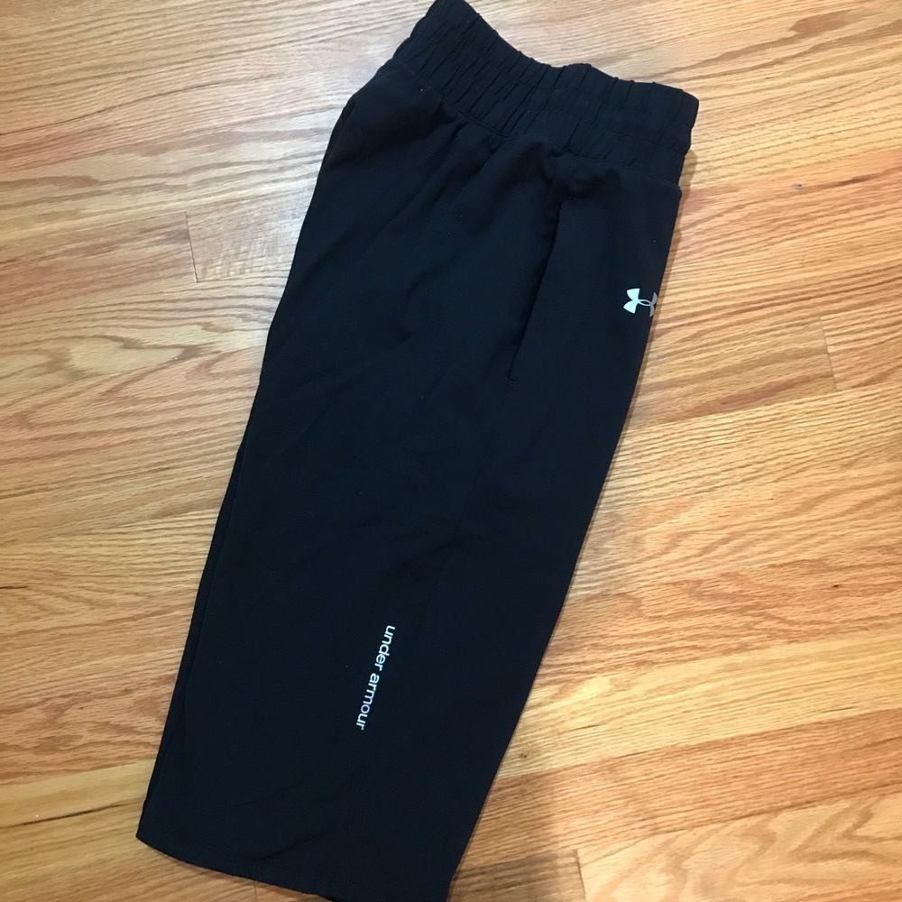 👟Under Armour Capri Athletic Pants